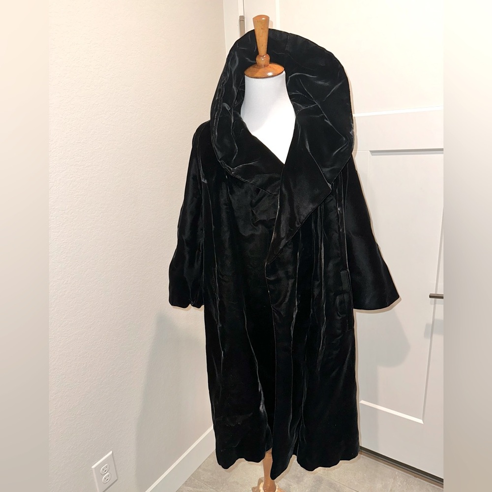 Vintage Black Velvet Duster Evening Coat Sz M/L